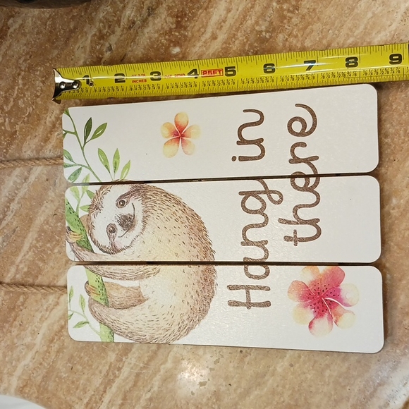 SLOTH Wall Hanging "Hang in There" CUTE Decor Sloth Collector - Picture 6 of 11